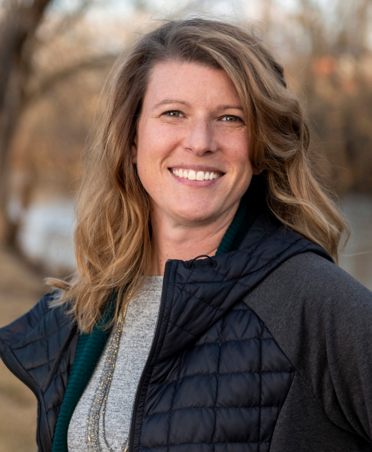 Carrie Cousins Headshot