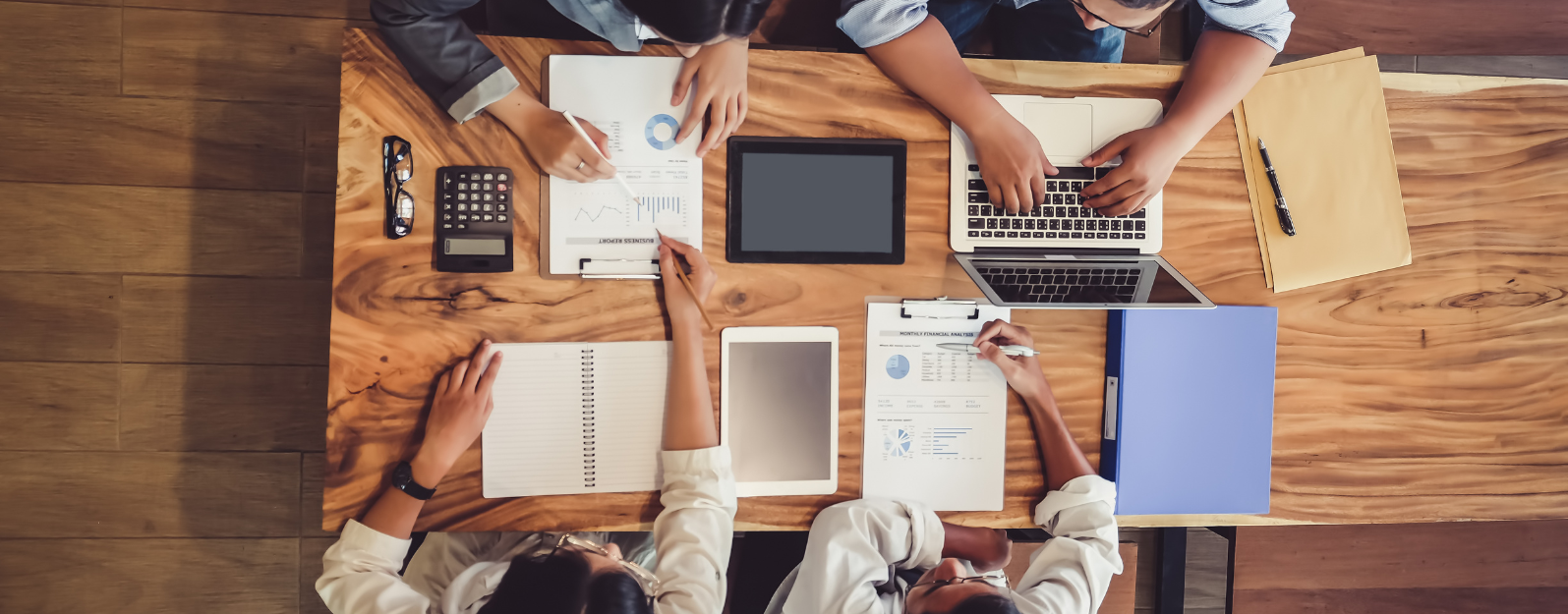 What Does a Digital Marketing Agency Do? (Traditional vs. Digital)